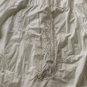 Tommy Bahama white dress shirt with embroidered tiger on back. 100%cotton